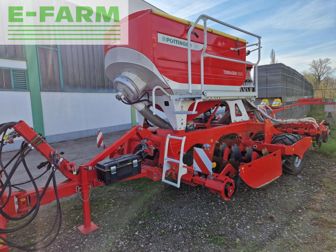 Pöttinger Terrasem 3000 - Combiné de semis: photos 2 Pöttinger Terrasem 3000 - Combiné de semis: photos 2