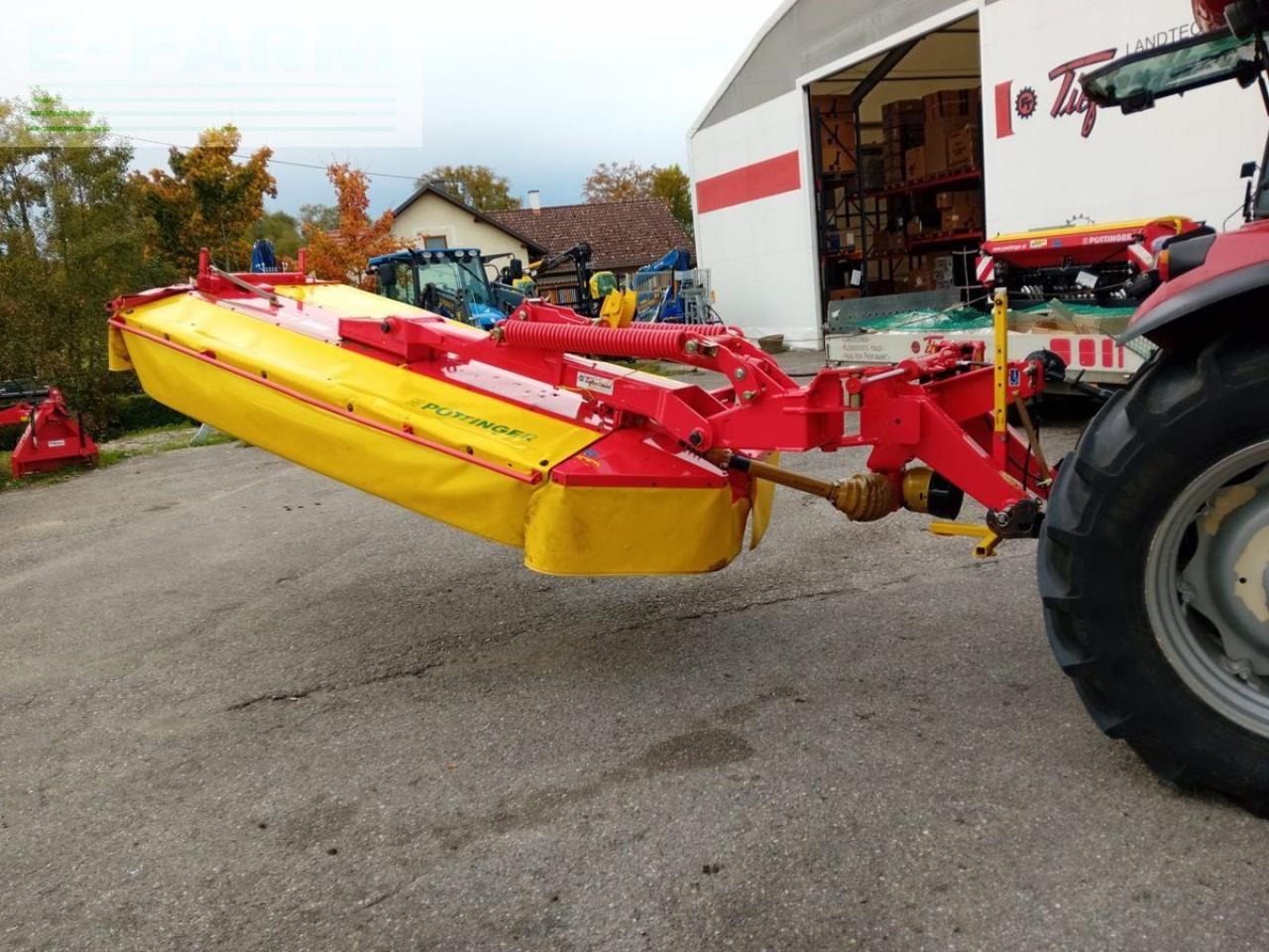 Pöttinger novacat 302 h - Faucheuse: photos 1 Pöttinger novacat 302 h - Faucheuse: photos 1