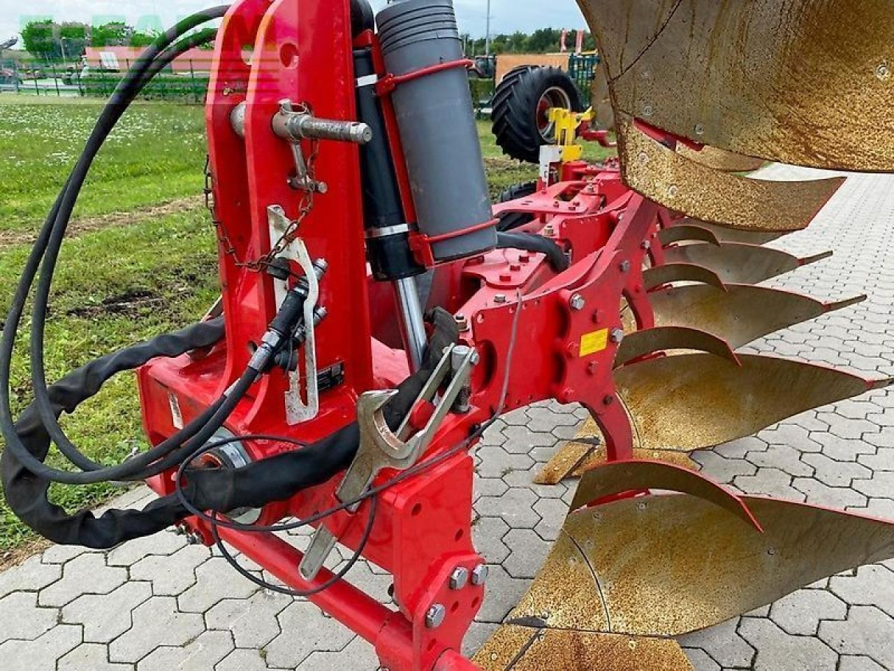 Charrue Pöttinger servo 35 s 5-schar: photos 8