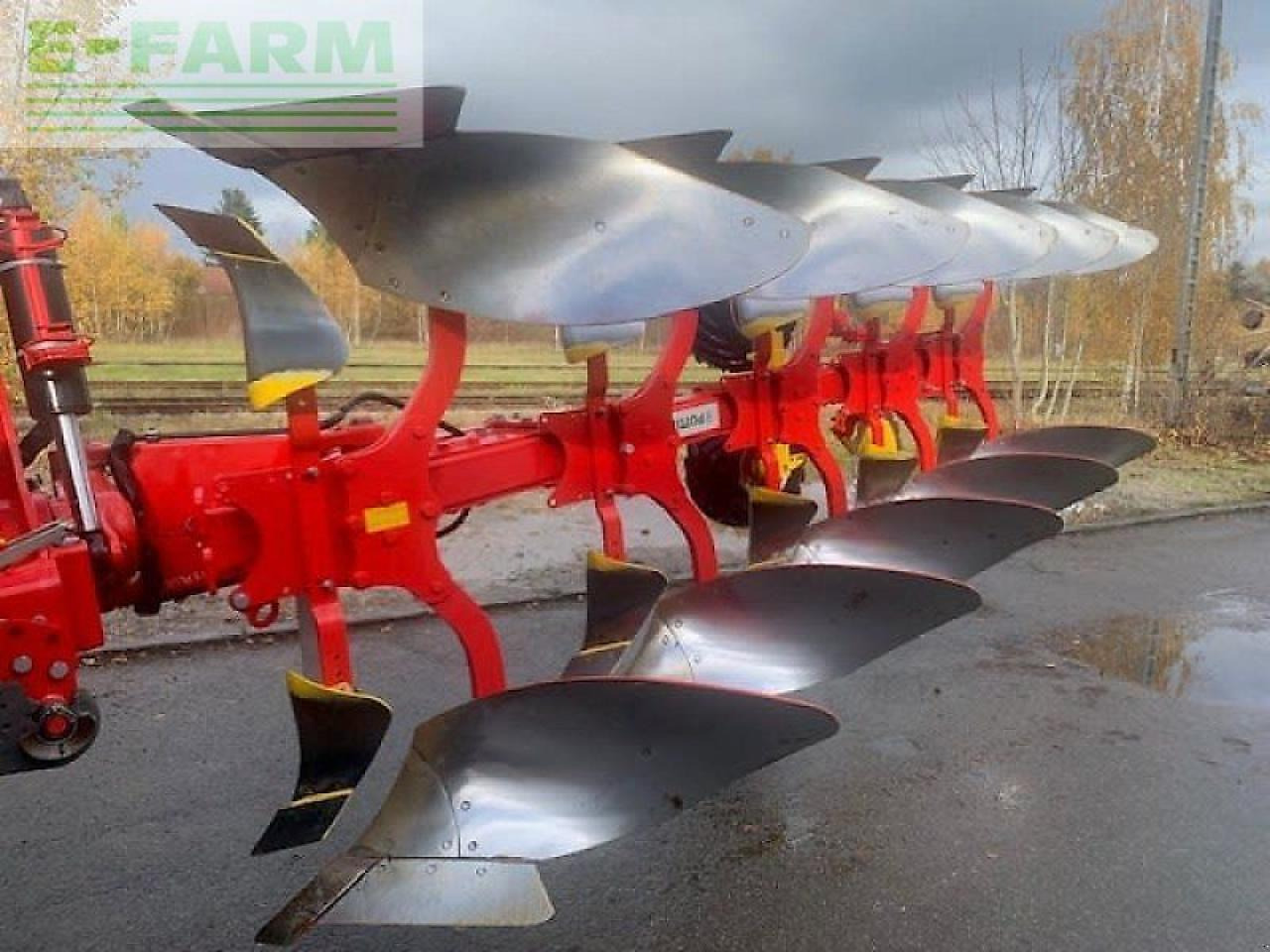 Pöttinger servo 45 s plus 5 #512 - Charrue: photos 4 Pöttinger servo 45 s plus 5 #512 - Charrue: photos 4