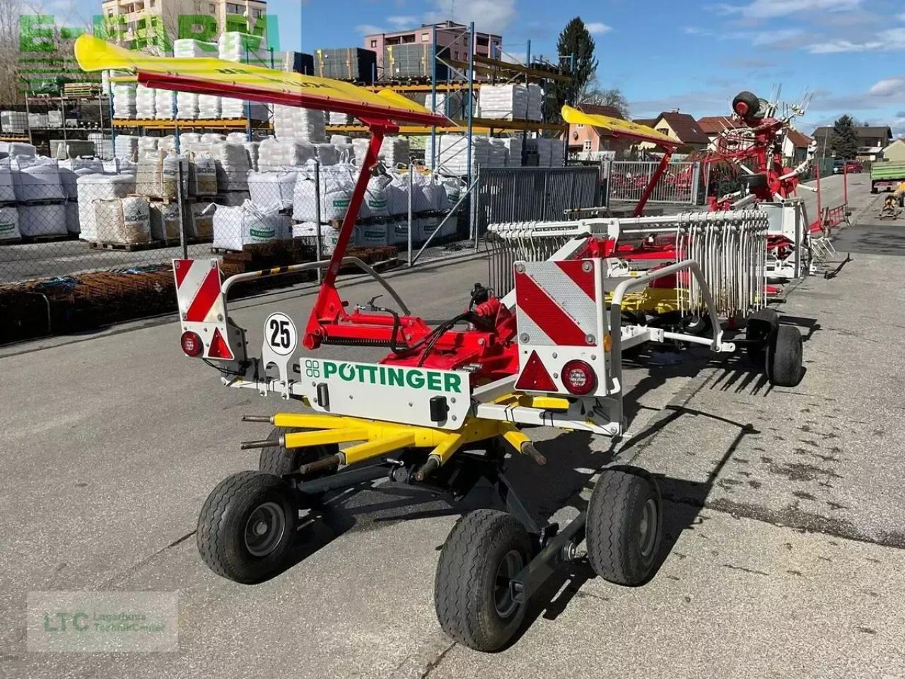 Pöttinger top 632 a - Faneuse: photos 4 Pöttinger top 632 a - Faneuse: photos 4