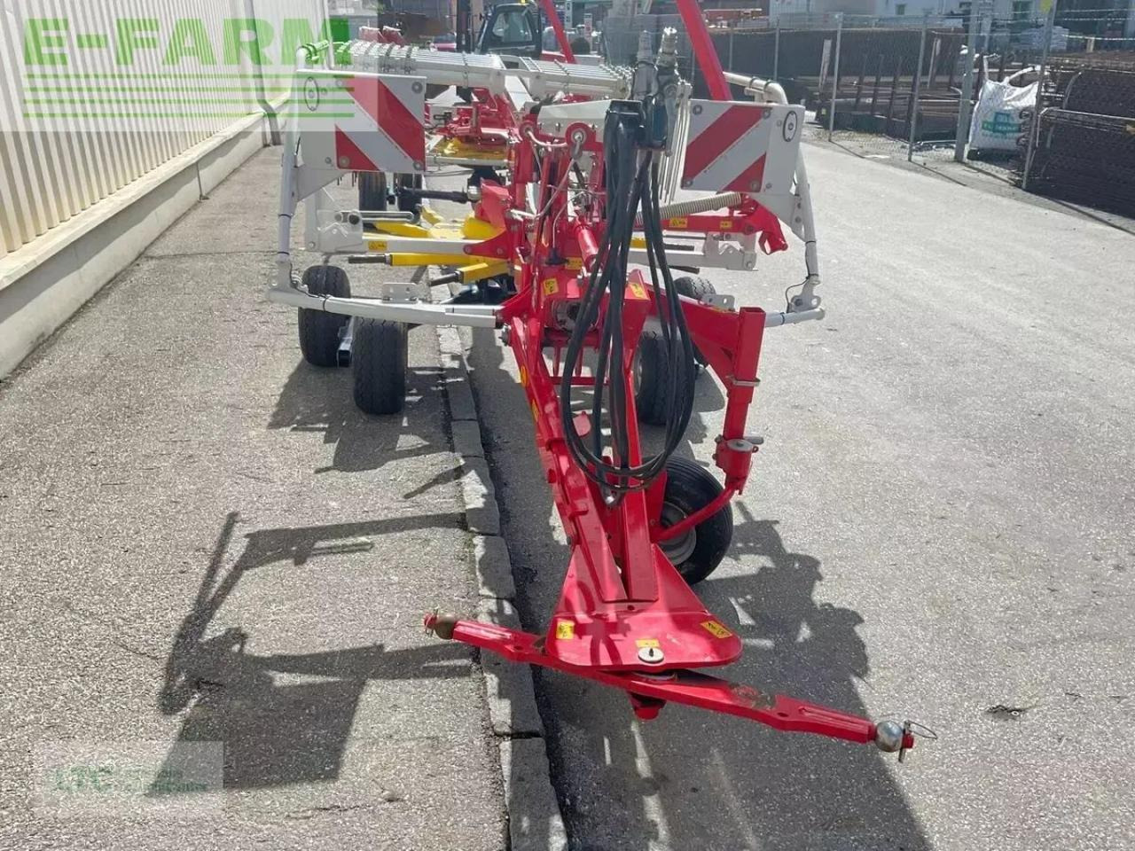 Pöttinger top 632 a - Faneuse: photos 5 Pöttinger top 632 a - Faneuse: photos 5