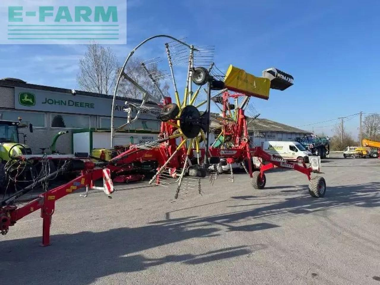 Pöttinger top 812 - Faneuse: photos 1 Pöttinger top 812 - Faneuse: photos 1