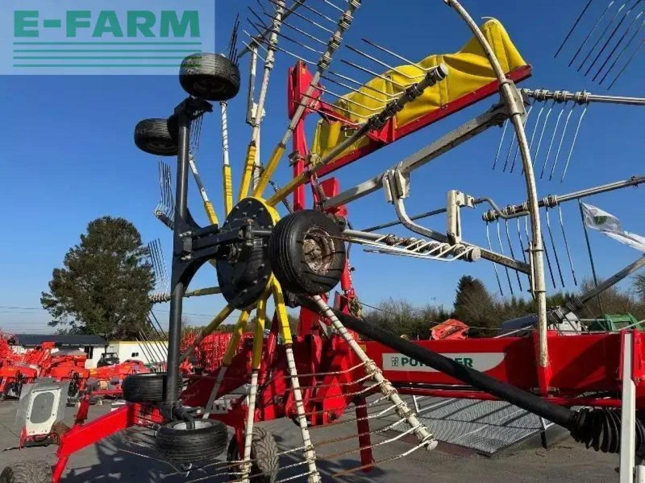 Pöttinger top 812 - Faneuse: photos 5 Pöttinger top 812 - Faneuse: photos 5