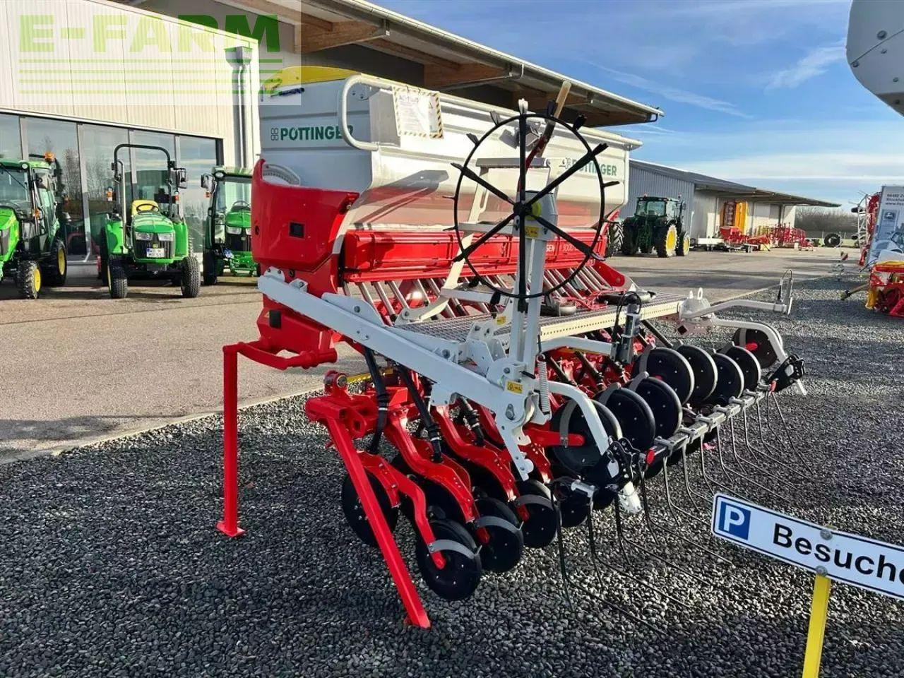 Pöttinger vitasem m 3000 dd - Semoir: photos 1 Pöttinger vitasem m 3000 dd - Semoir: photos 1