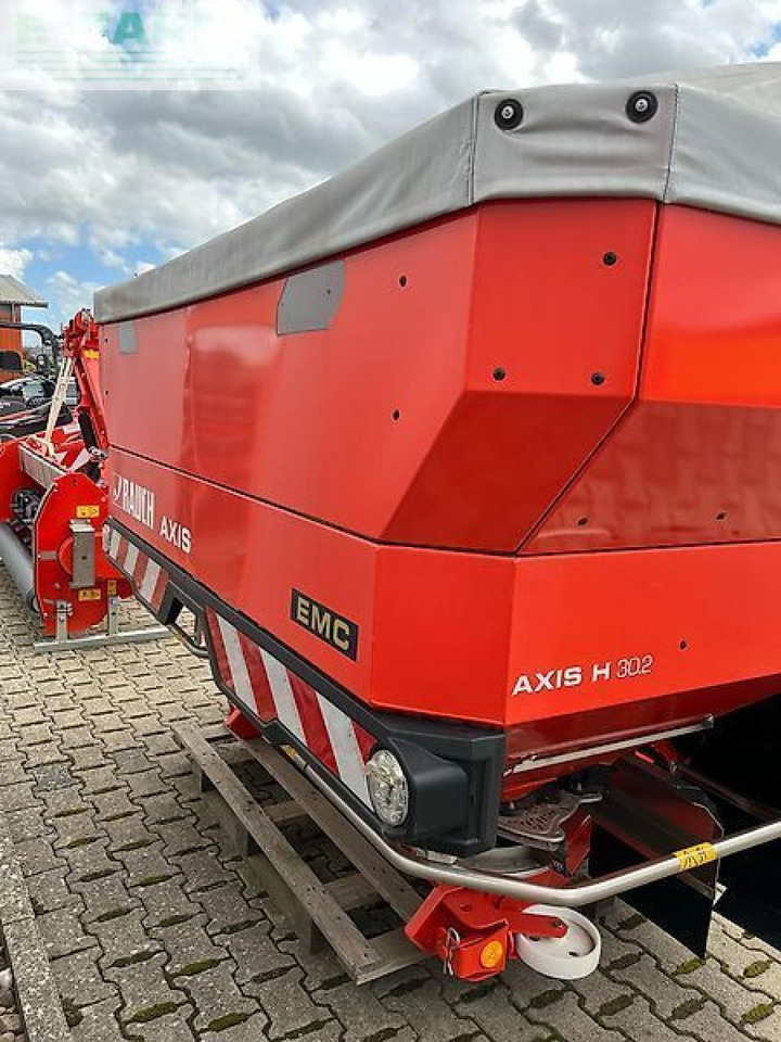 Rauch axis h30.2 - Distributeur d'engrais: photos 2 Rauch axis h30.2 - Distributeur d'engrais: photos 2