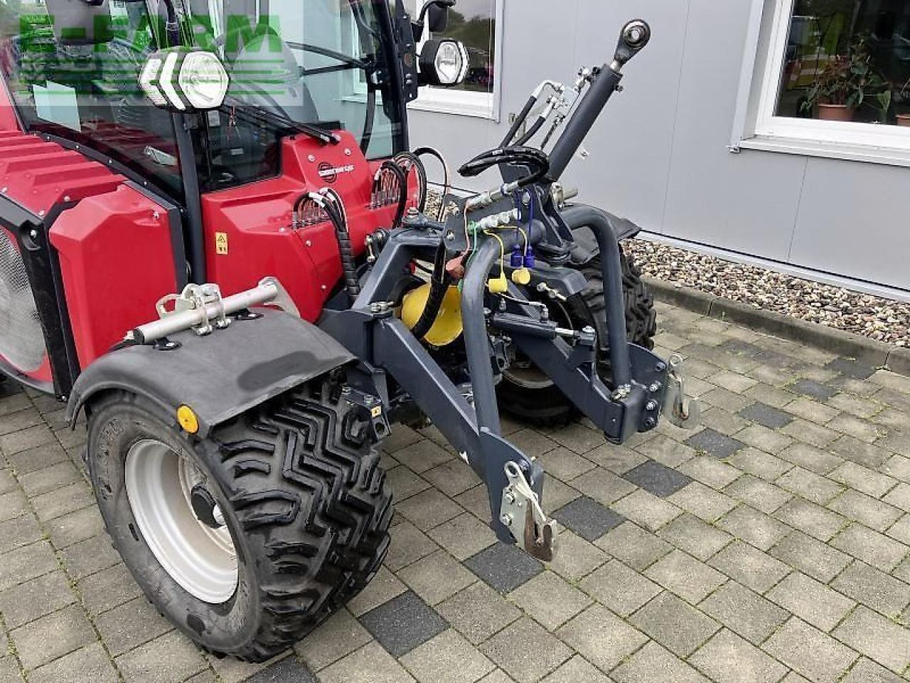 Sauerburger kg- grip 4-70 - Tracteur agricole: photos 5 Sauerburger kg- grip 4-70 - Tracteur agricole: photos 5