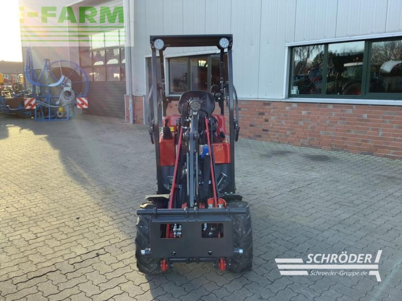 Schäffer 1622 - Mini pelle: photos 2 Schäffer 1622 - Mini pelle: photos 2