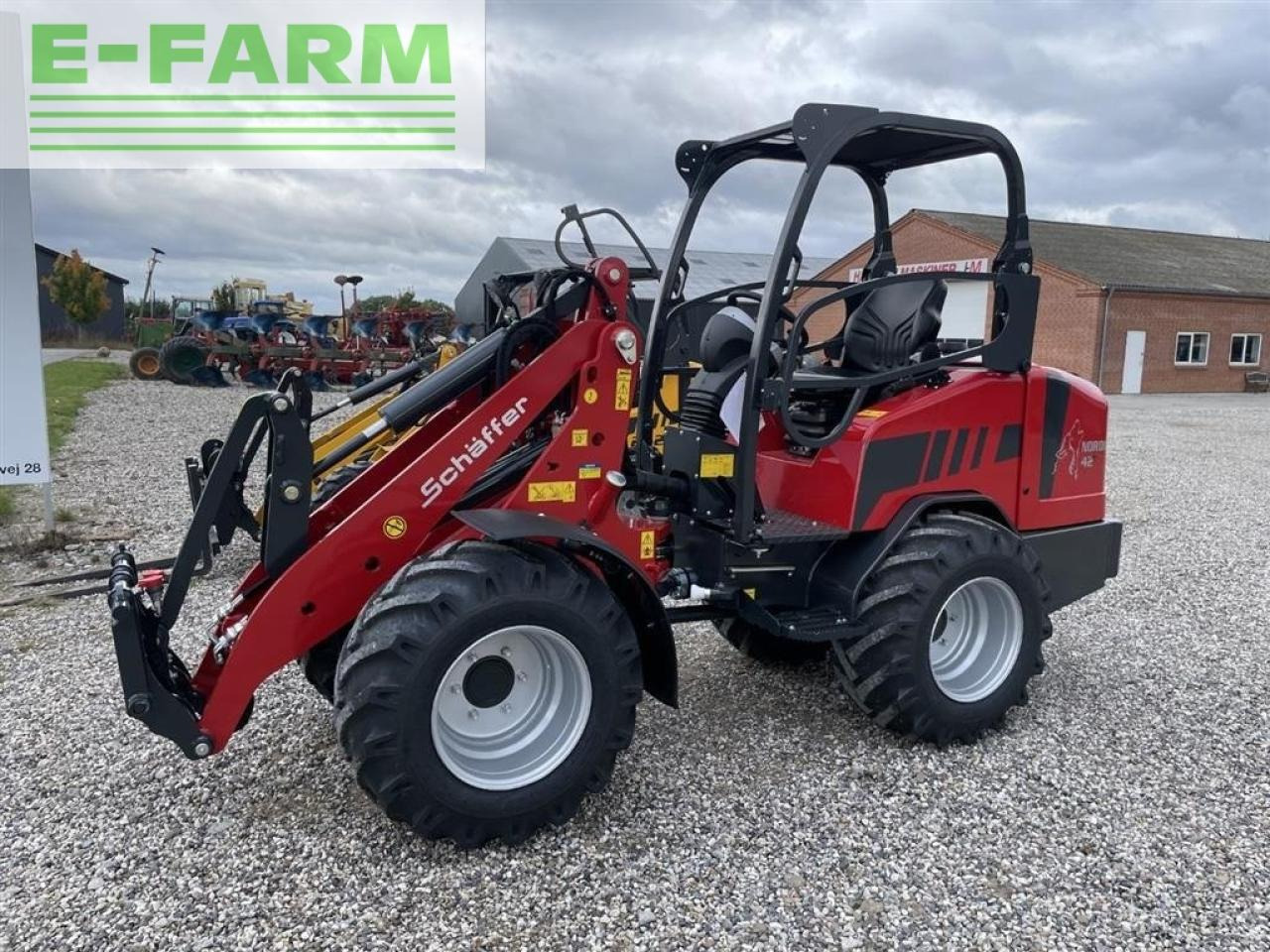 Schäffer nordic 42+ - Valet de ferme: photos 1 Schäffer nordic 42+ - Valet de ferme: photos 1