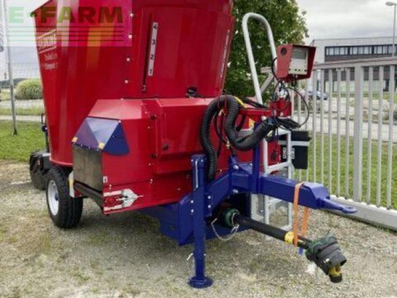 Siloking trailedline classic compact 7 - Matériel d'élevage: photos 1 Siloking trailedline classic compact 7 - Matériel d'élevage: photos 1