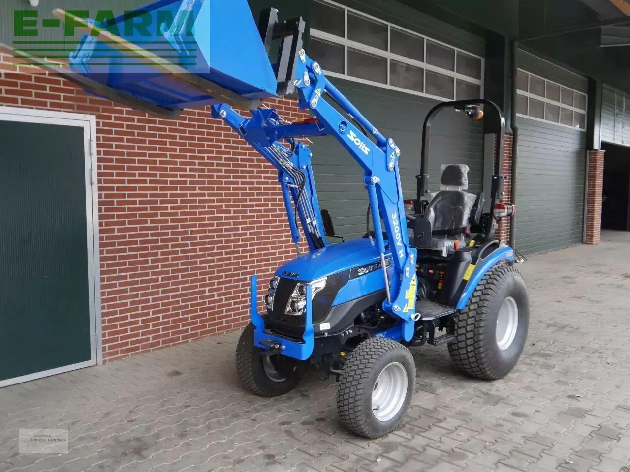 Solis 26 hst + frontlader - Tracteur agricole: photos 4 Solis 26 hst + frontlader - Tracteur agricole: photos 4