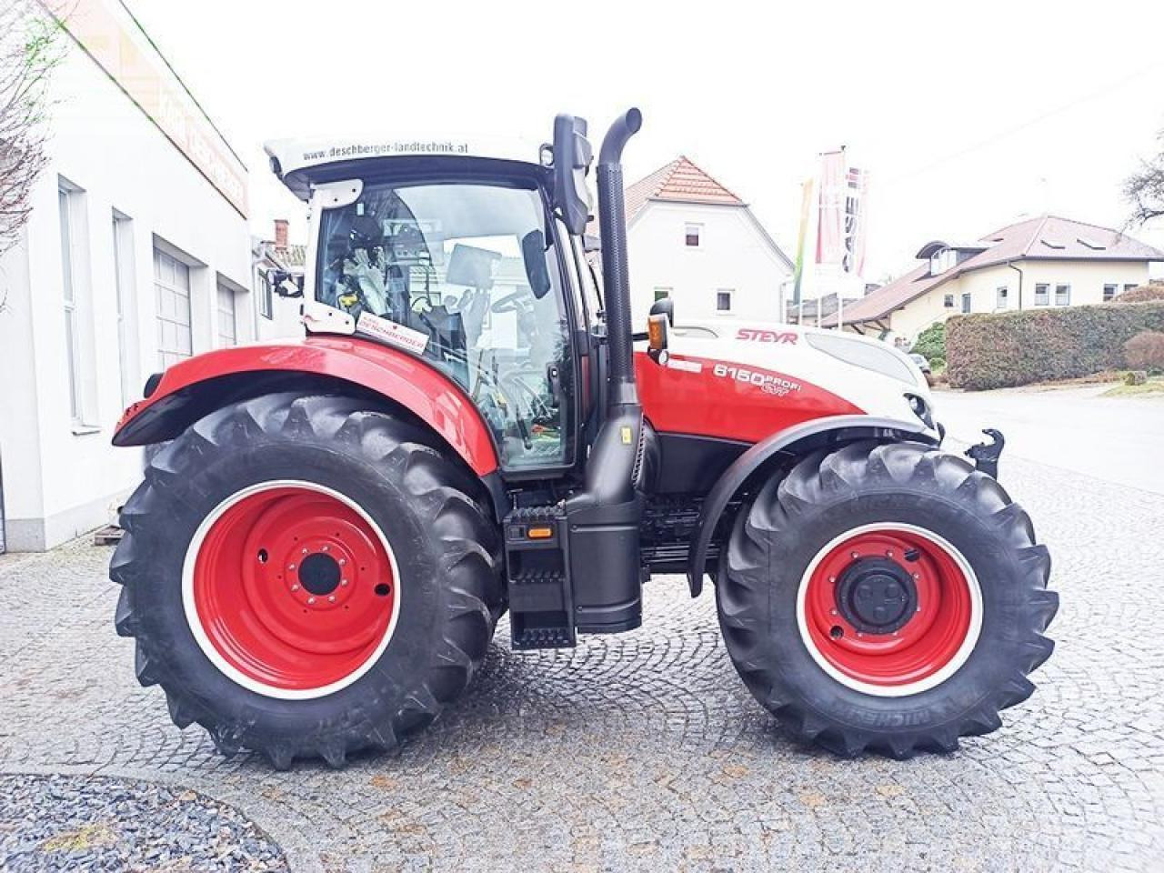 Steyr 6150 profi cvt (stage v) - Tracteur agricole: photos 4 Steyr 6150 profi cvt (stage v) - Tracteur agricole: photos 4