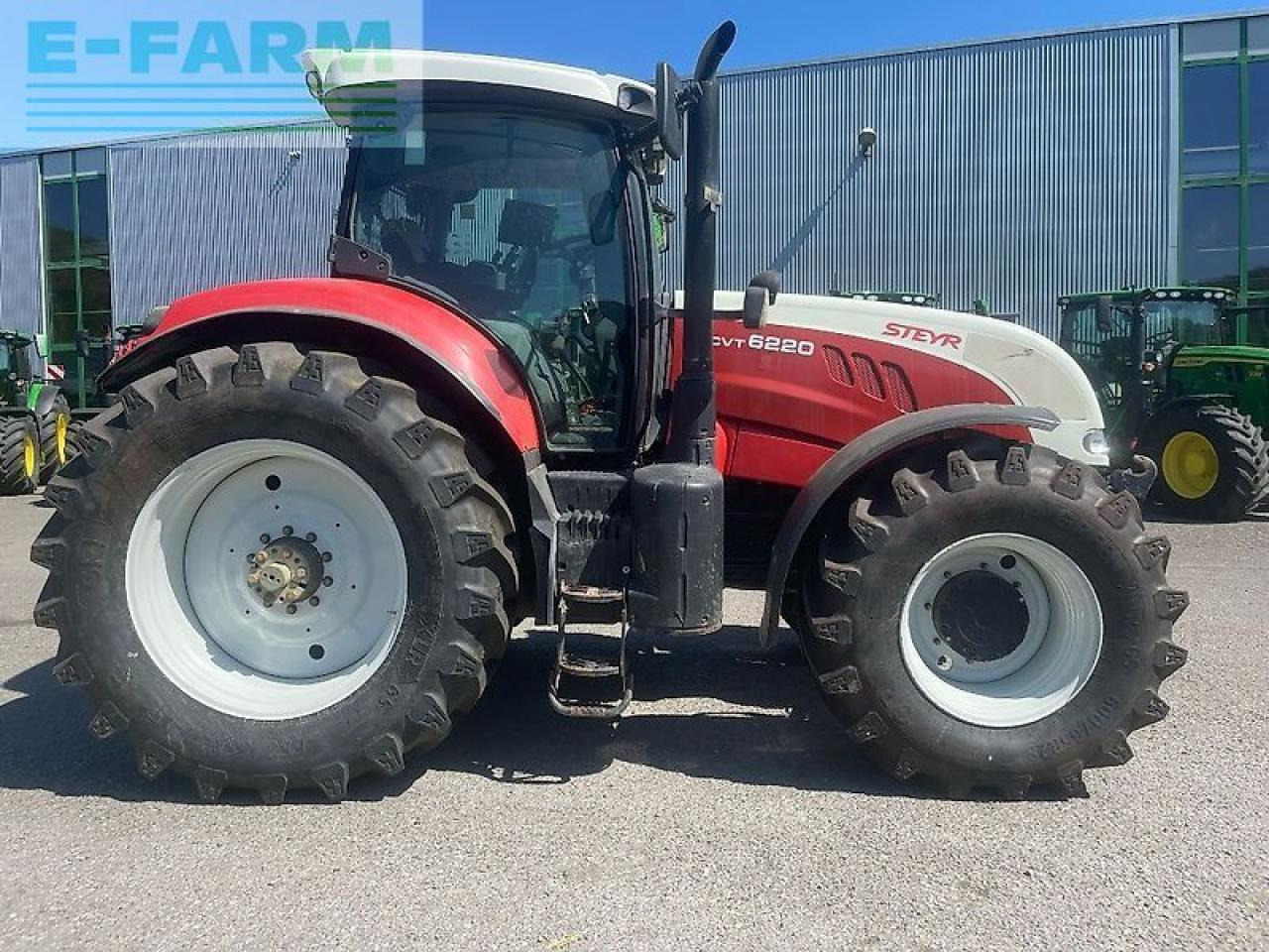 Steyr cvt 6220 - Tracteur agricole: photos 1 Steyr cvt 6220 - Tracteur agricole: photos 1