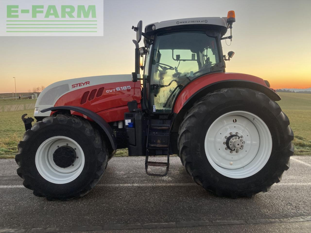 Steyr steyr cvt 6185 (6170-6230) - Tracteur agricole: photos 2 Steyr steyr cvt 6185 (6170-6230) - Tracteur agricole: photos 2