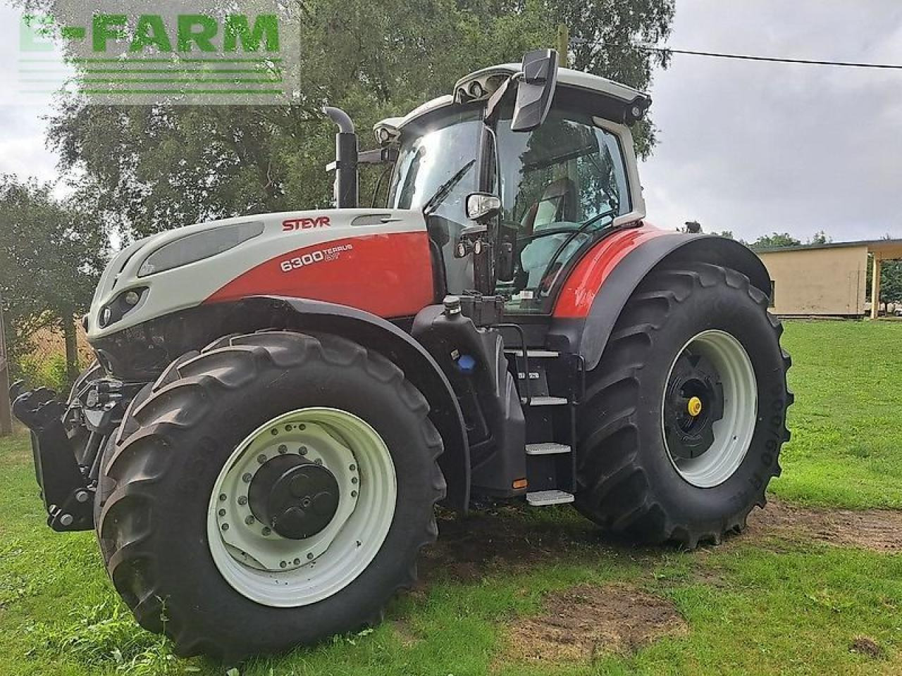 Steyr terrus 6300 cvt CVT - Tracteur agricole: photos 1 Steyr terrus 6300 cvt CVT - Tracteur agricole: photos 1