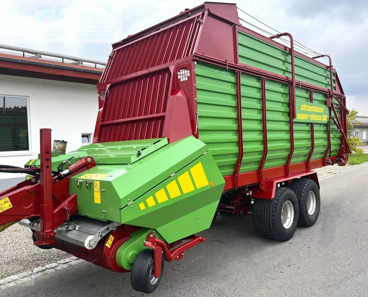 Strautmann super vitesse 3001 im topzustand - wenig gelaufen - mit befüllautomatik - Autochargeuse: photos 1 Strautmann super vitesse 3001 im topzustand - wenig gelaufen - mit befüllautomatik - Autochargeuse: photos 1