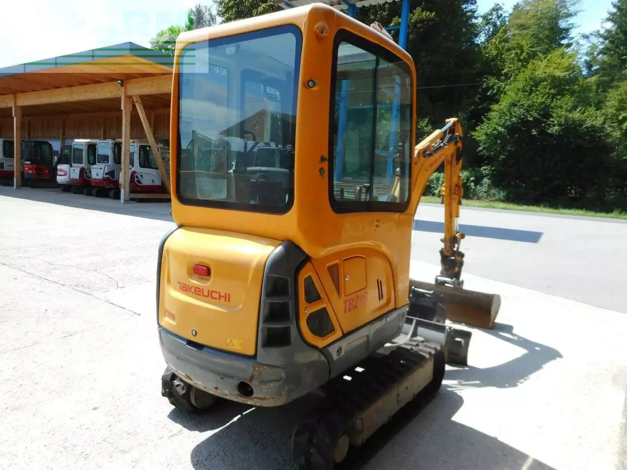 Takeuchi tb 216 ( 1.865kg ) powertilt + hydr. schnellwech - Mini pelle: photos 4 Takeuchi tb 216 ( 1.865kg ) powertilt + hydr. schnellwech - Mini pelle: photos 4