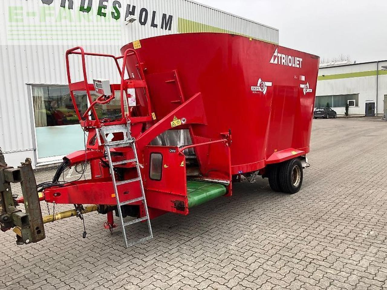 Trioliet solomix 2/2400 vlh-b - Matériel d'élevage: photos 2 Trioliet solomix 2/2400 vlh-b - Matériel d'élevage: photos 2