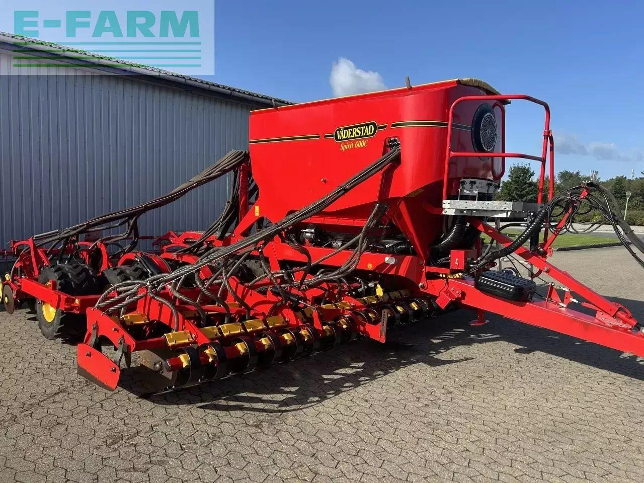Väderstad spirit st600c - Combiné de semis: photos 3 Väderstad spirit st600c - Combiné de semis: photos 3