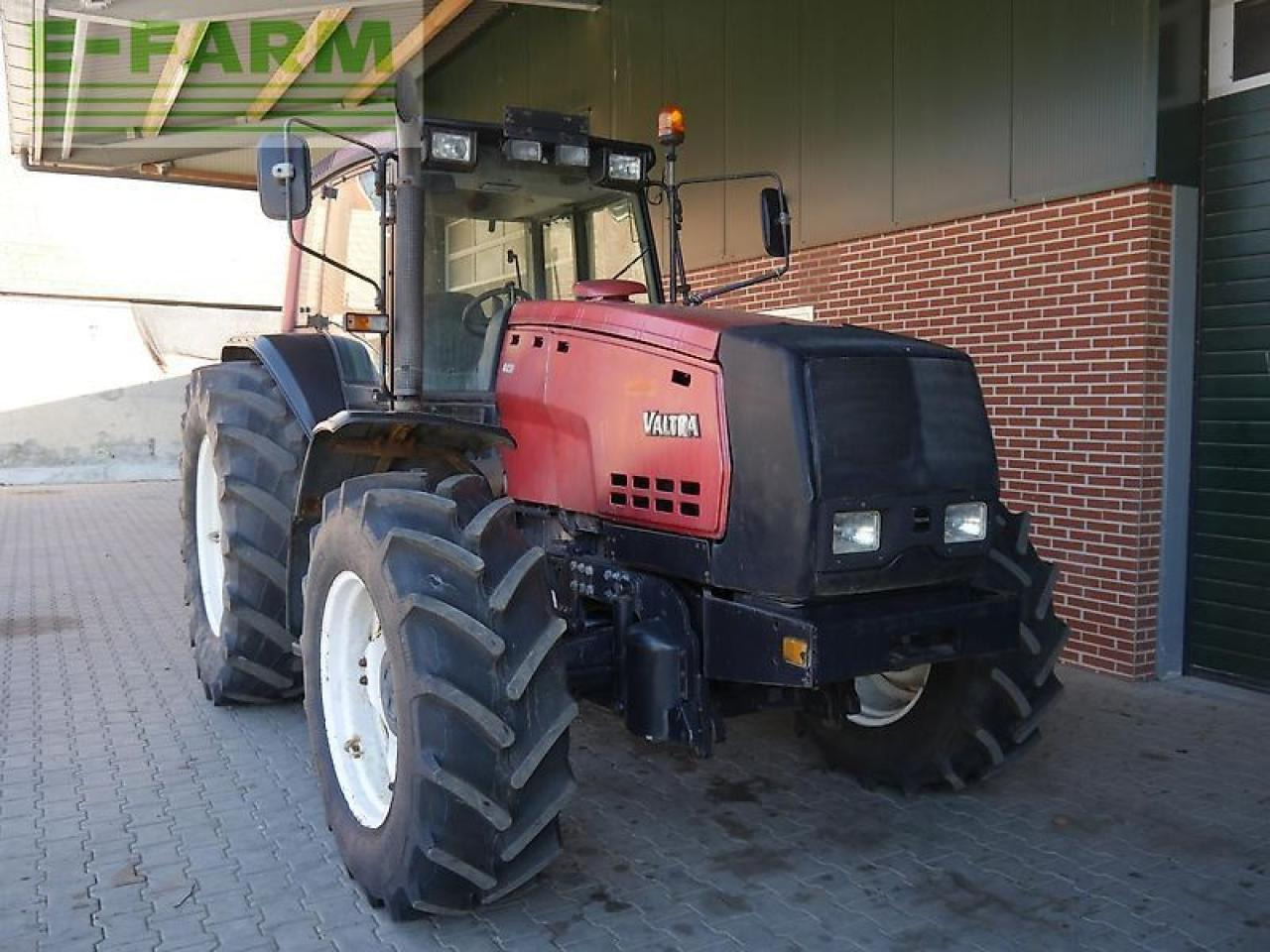 Valtra 8450 - Tracteur agricole: photos 2 Valtra 8450 - Tracteur agricole: photos 2
