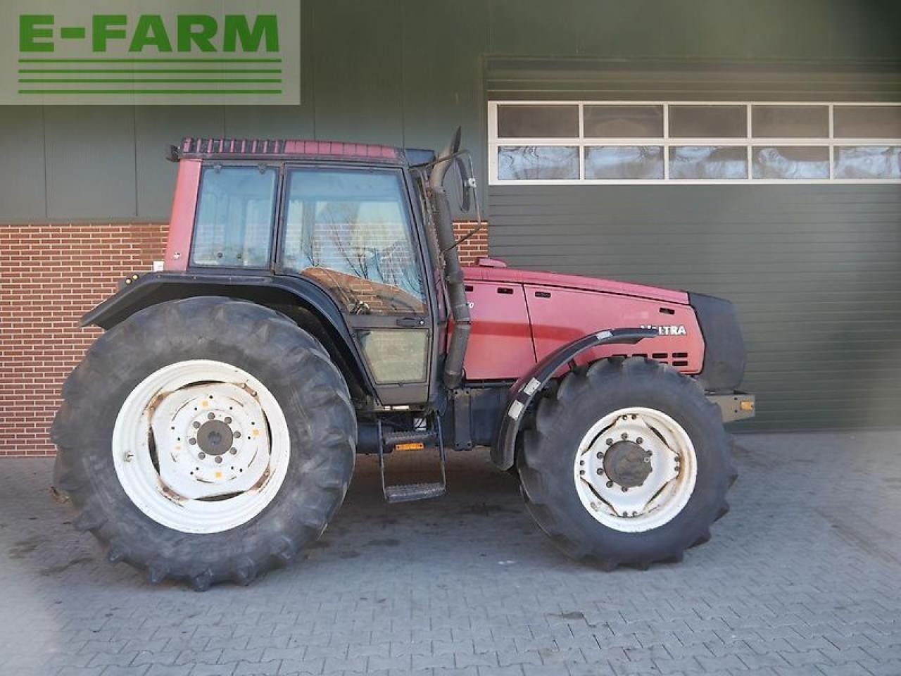 Valtra 8450 - Tracteur agricole: photos 4 Valtra 8450 - Tracteur agricole: photos 4
