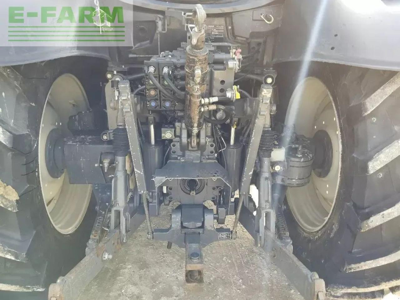 Valtra n 134 active Active - Tracteur agricole: photos 5 Valtra n 134 active Active - Tracteur agricole: photos 5