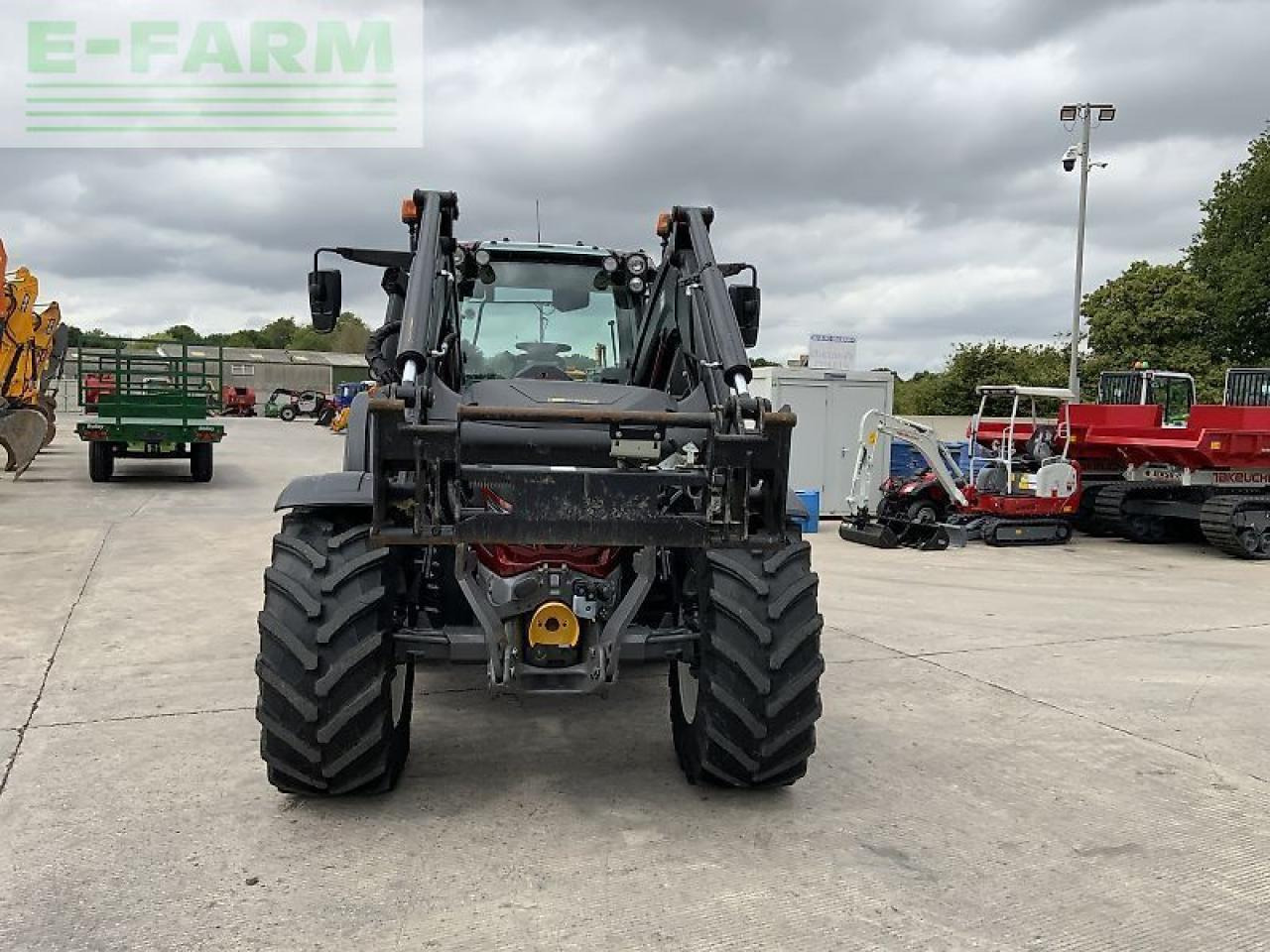 Valtra n174 active (st23843) Active - Tracteur agricole: photos 4 Valtra n174 active (st23843) Active - Tracteur agricole: photos 4
