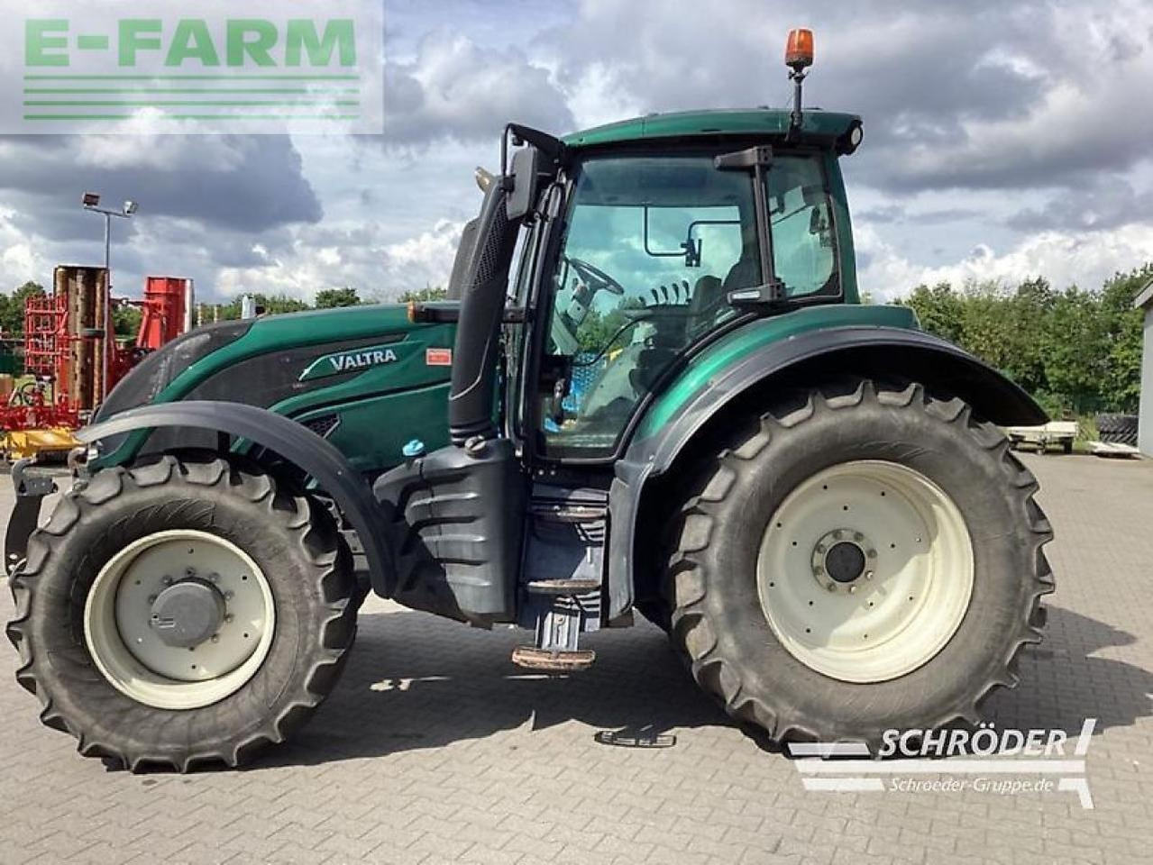 Valtra t 154 h - Tracteur agricole: photos 5 Valtra t 154 h - Tracteur agricole: photos 5