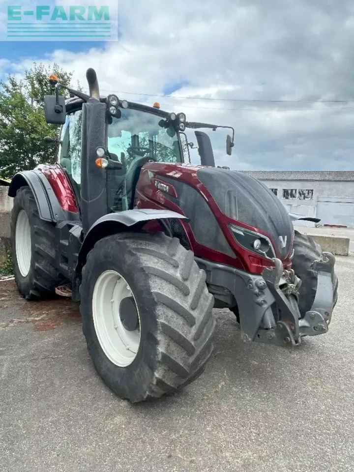 Valtra t 154 hi - Tracteur agricole: photos 1 Valtra t 154 hi - Tracteur agricole: photos 1