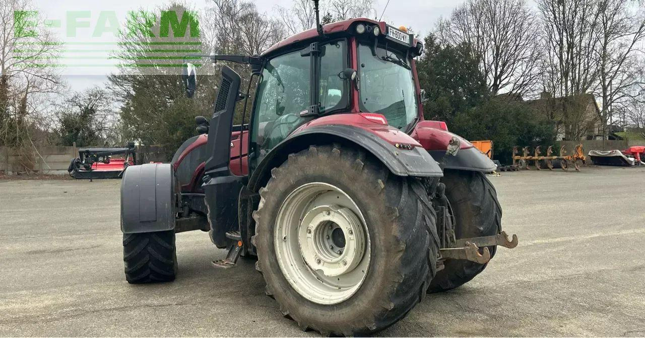 Valtra t 214 v smarttouch - Tracteur agricole: photos 5 Valtra t 214 v smarttouch - Tracteur agricole: photos 5