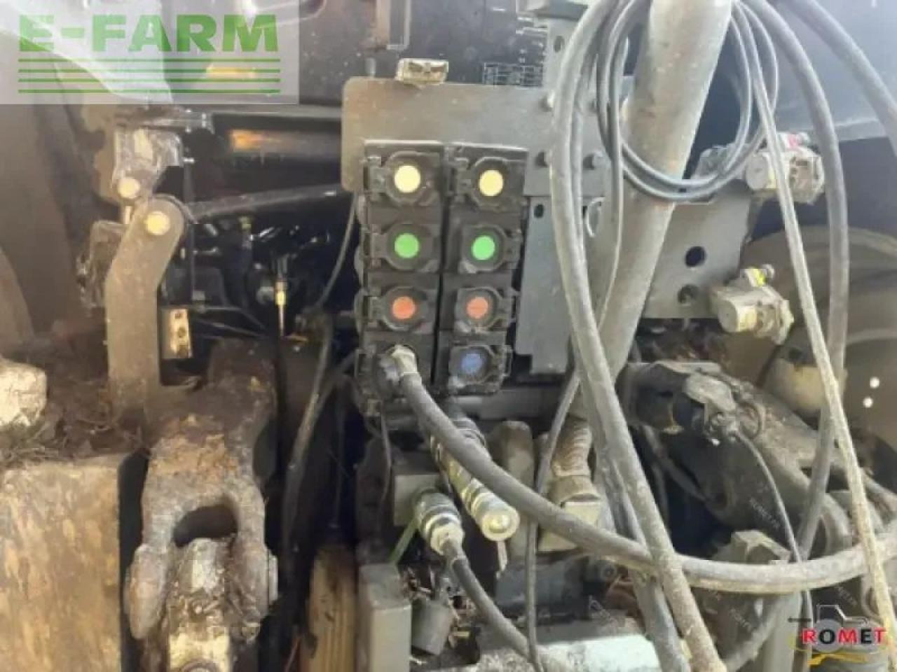 Valtra t174 - Tracteur agricole: photos 1 Valtra t174 - Tracteur agricole: photos 1