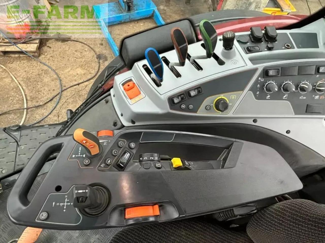 Valtra t174ea - Tracteur agricole: photos 5 Valtra t174ea - Tracteur agricole: photos 5