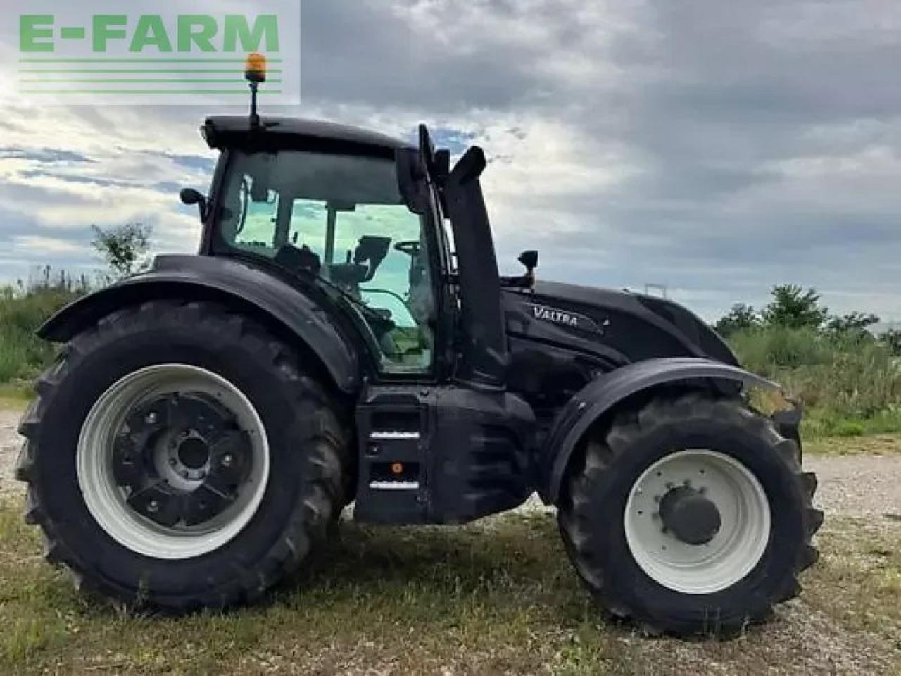 Valtra t254v - Tracteur agricole: photos 4 Valtra t254v - Tracteur agricole: photos 4