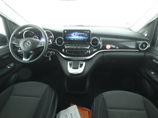 MERCEDES-BENZ EQV 300 Extralang,8Sitze,2xelektr.Schiebetür,LED... - Transport de personnes, Utilitaire électrique: photos 2 MERCEDES-BENZ EQV 300 Extralang,8Sitze,2xelektr.Schiebetür,LED... - Transport de personnes, Utilitaire électrique: photos 2