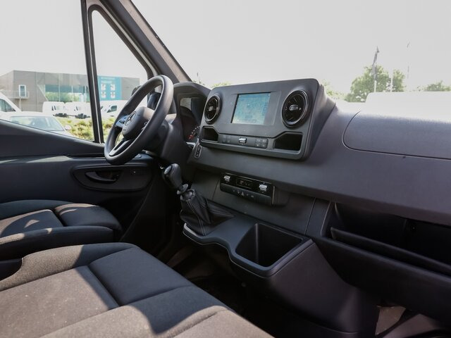 MERCEDES-BENZ Sprinter 315 Maxi,MBUX,Kamera,Tempomat - Fourgon utilitaire: photos 4 MERCEDES-BENZ Sprinter 315 Maxi,MBUX,Kamera,Tempomat - Fourgon utilitaire: photos 4