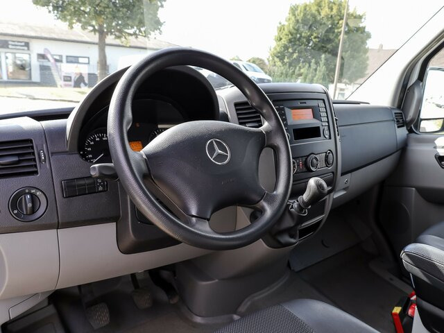 MERCEDES-BENZ Sprinter 316CDI DOKA,Allrad,AHK,Standhzg.... - Utilitaire rideaux coulissants (PLSC), Utilitaire double cabine: photos 4 MERCEDES-BENZ Sprinter 316CDI DOKA,Allrad,AHK,Standhzg.... - Utilitaire rideaux coulissants (PLSC), Utilitaire double cabine: photos 4