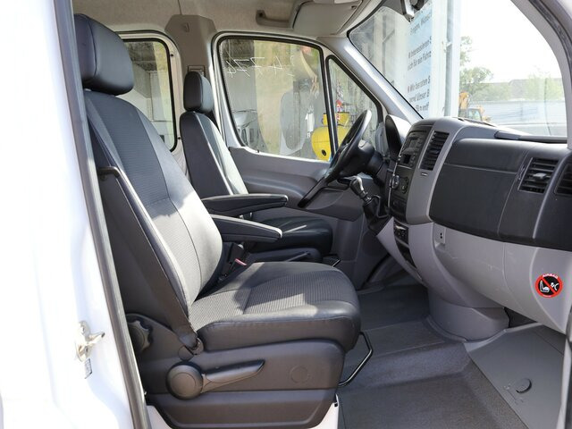 MERCEDES-BENZ Sprinter 316CDI DOKA,Allrad,AHK,TCO,Standhzg.... - Utilitaire plateau, Utilitaire double cabine: photos 2 MERCEDES-BENZ Sprinter 316CDI DOKA,Allrad,AHK,TCO,Standhzg.... - Utilitaire plateau, Utilitaire double cabine: photos 2