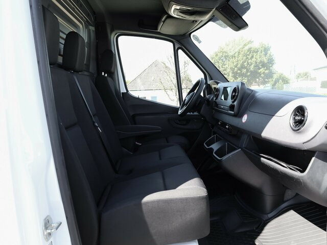 MERCEDES-BENZ Sprinter 317 CDI,3665mm,Automatik,Kamera - Fourgon utilitaire: photos 3 MERCEDES-BENZ Sprinter 317 CDI,3665mm,Automatik,Kamera - Fourgon utilitaire: photos 3