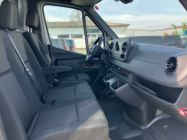 MERCEDES-BENZ Sprinter 317 CDI,3665mm,Automatik,Kamera - Fourgon utilitaire: photos 2 MERCEDES-BENZ Sprinter 317 CDI,3665mm,Automatik,Kamera - Fourgon utilitaire: photos 2