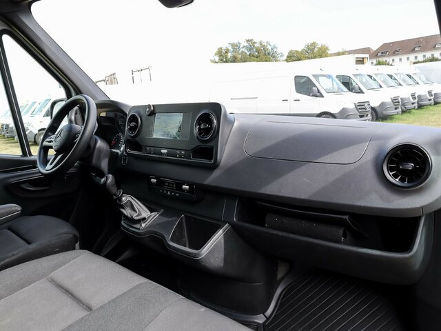 MERCEDES-BENZ Sprinter 317 CDI Kasten,L2H2,MBUX,Kamera - Fourgon utilitaire: photos 4 MERCEDES-BENZ Sprinter 317 CDI Kasten,L2H2,MBUX,Kamera - Fourgon utilitaire: photos 4