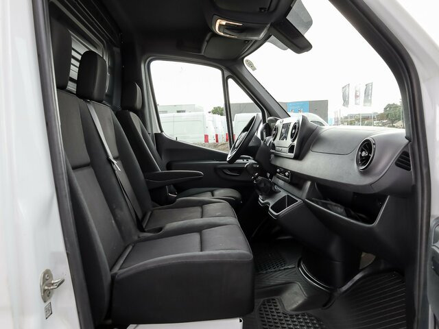 MERCEDES-BENZ Sprinter 317 CDI Kasten,L2H2,MBUX,Kamera - Fourgon utilitaire: photos 3 MERCEDES-BENZ Sprinter 317 CDI Kasten,L2H2,MBUX,Kamera - Fourgon utilitaire: photos 3