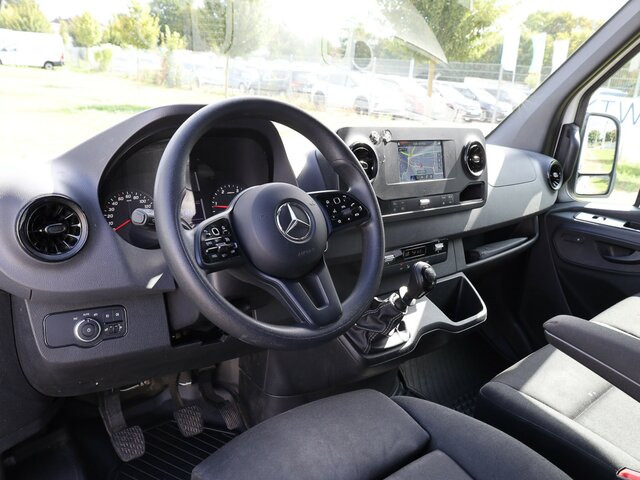 MERCEDES-BENZ Sprinter 317 CDI Kasten,L2H2,MBUX,Kamera - Fourgon utilitaire: photos 5 MERCEDES-BENZ Sprinter 317 CDI Kasten,L2H2,MBUX,Kamera - Fourgon utilitaire: photos 5