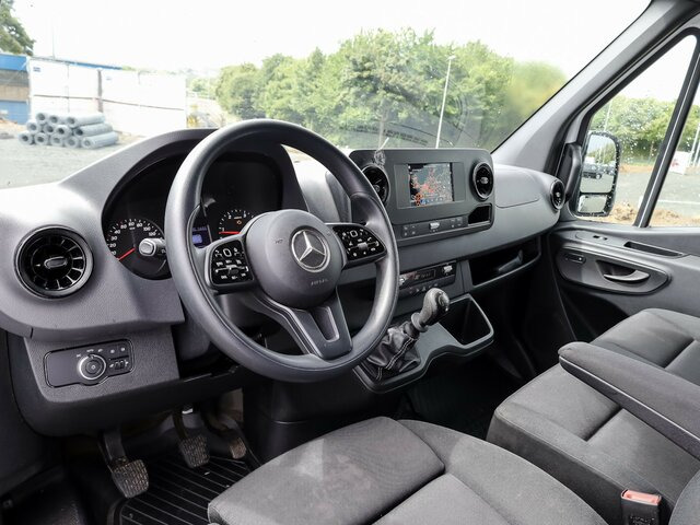 MERCEDES-BENZ Sprinter 317 CDI Kasten,L2H2,MBUX,Kamera - Fourgon utilitaire: photos 5 MERCEDES-BENZ Sprinter 317 CDI Kasten,L2H2,MBUX,Kamera - Fourgon utilitaire: photos 5