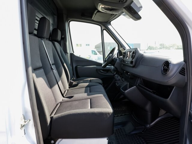 MERCEDES-BENZ Sprinter 317 Maxi,MBUX,Kamera,Tempomat - Fourgon utilitaire: photos 3 MERCEDES-BENZ Sprinter 317 Maxi,MBUX,Kamera,Tempomat - Fourgon utilitaire: photos 3