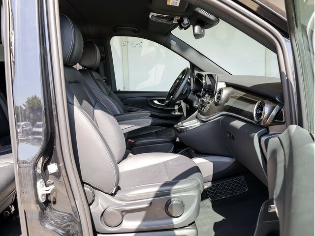 MERCEDES-BENZ V 300 Avantgarde Extralang,2xSchiebetür elektr.... - Transport de personnes: photos 5 MERCEDES-BENZ V 300 Avantgarde Extralang,2xSchiebetür elektr.... - Transport de personnes: photos 5
