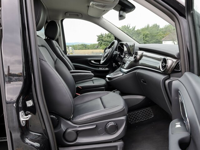 Transport de personnes MERCEDES-BENZ V 300 Edition Extralang,2xSchiebetür el.,8Sitzer...: photos 6 Transport de personnes MERCEDES-BENZ V 300 Edition Extralang,2xSchiebetür el.,8Sitzer...: photos 6