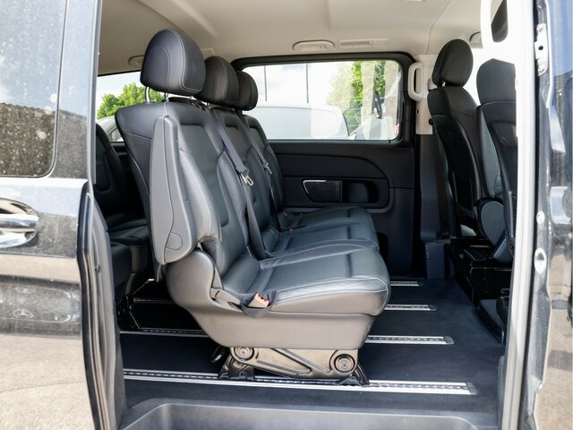 MERCEDES-BENZ V 300 Edition Extralang,2xSchiebetür el.,8Sitzer... - Transport de personnes: photos 2 MERCEDES-BENZ V 300 Edition Extralang,2xSchiebetür el.,8Sitzer... - Transport de personnes: photos 2