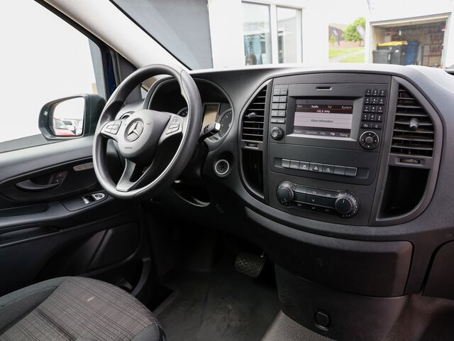MERCEDES-BENZ Vito 114 TourerPro,Allrad,Automatik,8Sitzer - Transport de personnes: photos 4 MERCEDES-BENZ Vito 114 TourerPro,Allrad,Automatik,8Sitzer - Transport de personnes: photos 4