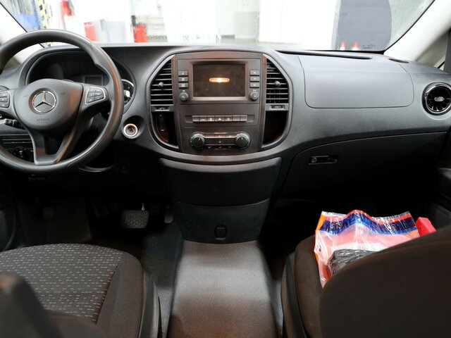 MERCEDES-BENZ Vito 114 TourerPro,lang,Automatik,8Sitze,Kamera... - Transport de personnes: photos 2 MERCEDES-BENZ Vito 114 TourerPro,lang,Automatik,8Sitze,Kamera... - Transport de personnes: photos 2