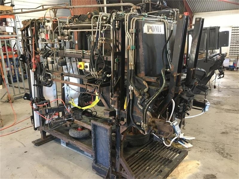 Pomi Pro1 - Matériel d'élevage: photos 2 Pomi Pro1 - Matériel d'élevage: photos 2